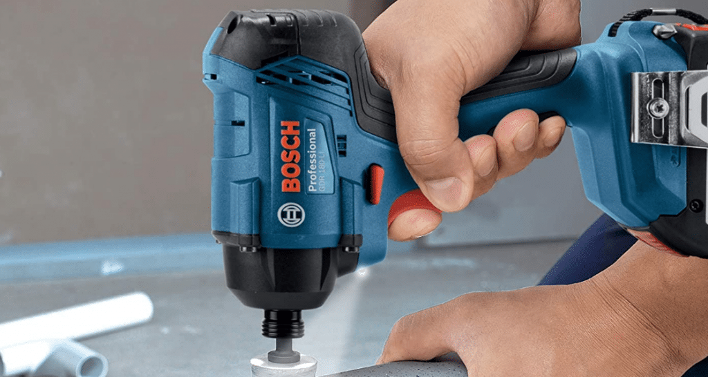 Quelle visseuse à choc choisir ? Comparatif pour choisir la meilleure visseuse à choc